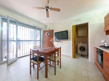 2 LOCALI A MANFREDONIA