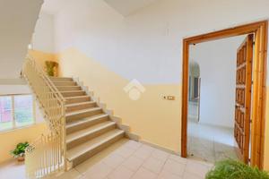 4 LOCALI A SAN MARTINO VALLE CAUDINA