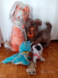 Peluches e appendiabiti tema cani. Anni 70
