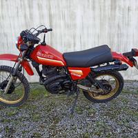 SUZUKI DR 500 DR 500S