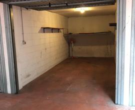 Box garage
