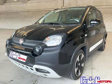 FIAT Panda 1.0 FireFly S&S Hybrid Pandina Cross