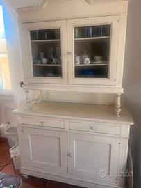Credenza con alzata legno chiaro stile Shabby