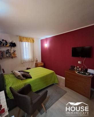 Paterno' - appartamento con terrazzo e garage