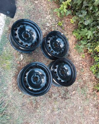 CERCHI R15 LANCIA YPSLON 2020 originali mai usati