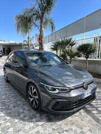 Volkswagen Golf 2.0 TDI 150 CV DSG SCR R-Line
