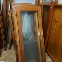 Infissi finestre e porte-finestre in legno 
