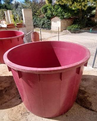 Mastelli/tini in HDPE per fare il vino