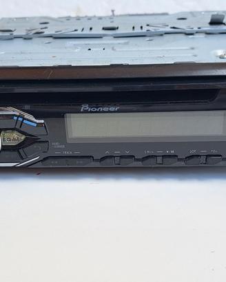 Autoradio Pioneer modello DEH-1800UBB