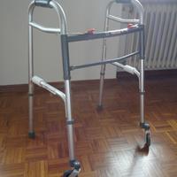 Deambulatore in alluminio, pieghevole