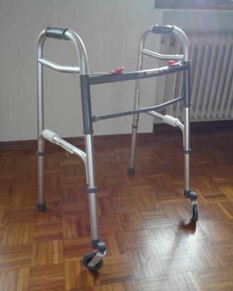 Deambulatore in alluminio, pieghevole
