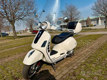 Vespa 300 GTS