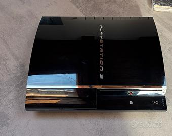 playstation 3 fat 60gb + 3 joystick + giochi