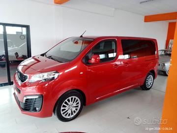 Peugeot Traveller HDi 115cv 9 POSTI