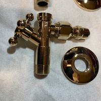 Coppia rubinetti sottolavabo