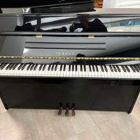 Pianoforte Yamaha c108