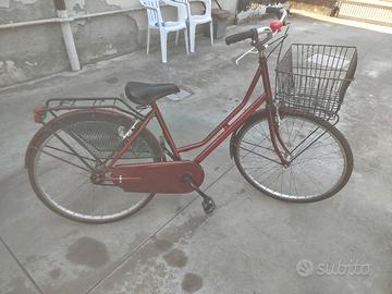 Bicicletta da Città 26" con Cestino e Portapacchi 