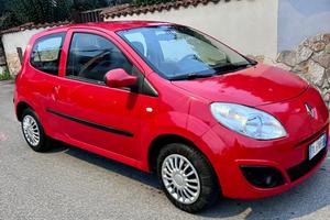 Renault Twingo 1.0 benzina 100.000 km
