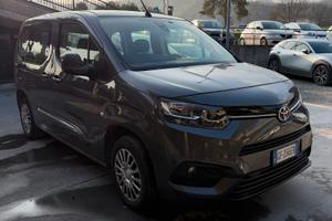 Toyota Proace City Verso CATENA ROTTA