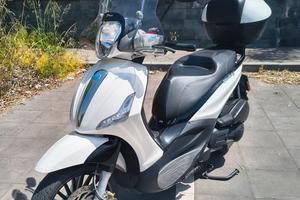 Piaggio Beverly 300