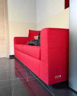 DIVANO DUE POSTI POLTRONESOFÀ