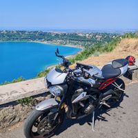 Triumph street triple 765 r