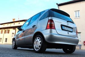 Mercedes-benz A 160 CDI ESTETICA E INTERNO DA VETR