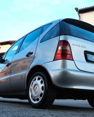 Mercedes-benz A 160 CDI ESTETICA E INTERNO DA VETR