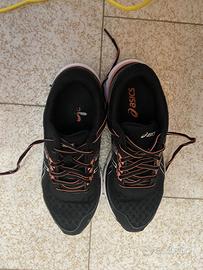 Sneakers perfette per lunghe camminate