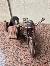 modellino vintage moto con sidecar in ferro