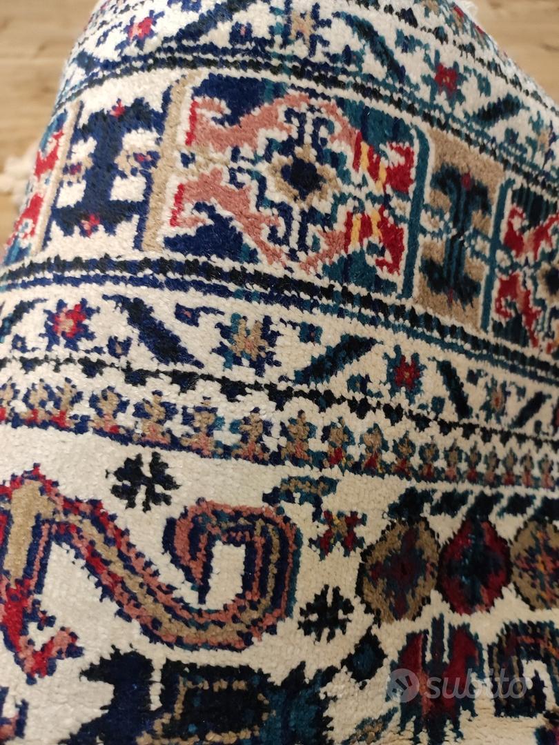Tris tappeti persiani nuovi fabbricati in Belgio - Arredamento e Casalinghi  In vendita a Roma