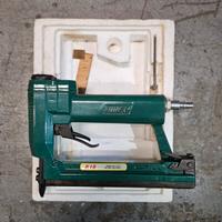 Attrezzatura varia per falegnameria