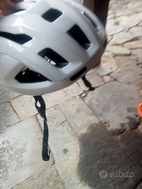 Casco nuovo okley bici da corsa