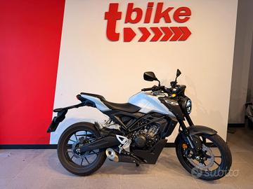 Honda CB 125 R - 500 KM - 2026