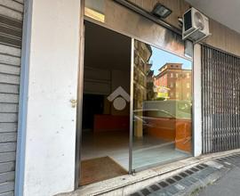 NEGOZIO A ROMA