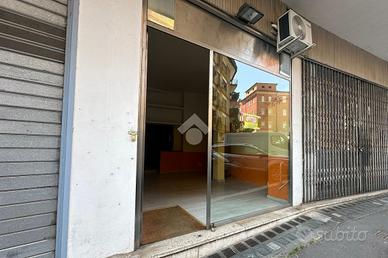 NEGOZIO A ROMA