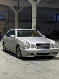 Mercedes-Benz E320 CDI (W210) 2001 Avantgarde