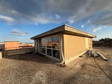 Attico panoramico c/2 con terrazzo+posto auto
