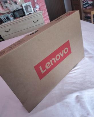PC PORTATILE LENOVO 256 GB  RAM 8GB
