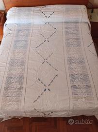 Sopra Coperta matr.lino e uncinetto fatto a mano