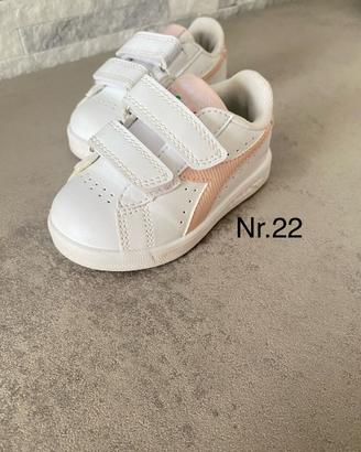 Scarpe  bambina Diadora.