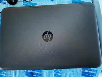 Pc portatile Hp come nuovo,problema allo Schermo