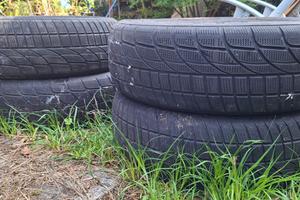 Treno gomme Goodride 205/70 R15