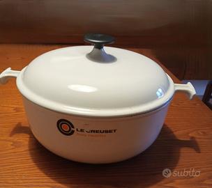 casseruola Le creuset serie “La mama” di Enzo Mari