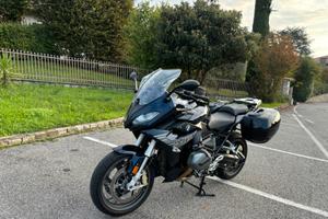 BMW r1250rs