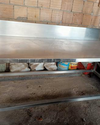Piano di lavoro in acciaio
