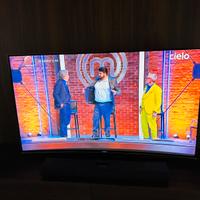 TV Samsung curvo 55” 4k UHD UE55HU8200Z perfetto