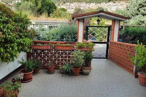 appartamento libero non arredato  da locare  3+2