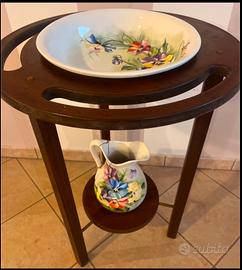 Portacatino e brocca