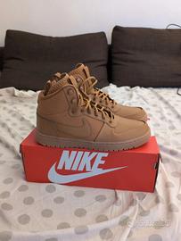 Nike Court Borough Mid 42